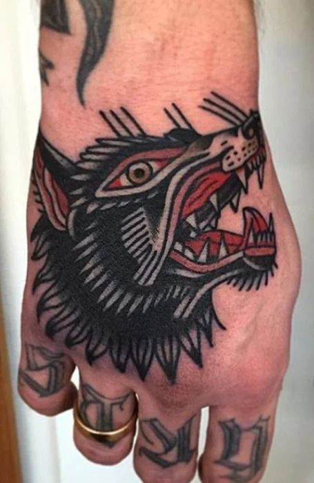 Traditional-Wolf-Tattoo-1