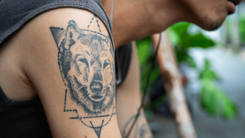 Wolf Tattoos On The Shoulder